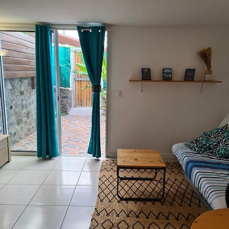Ti Coin Tranquille Apartment L'Etang-Sale Exterior photo